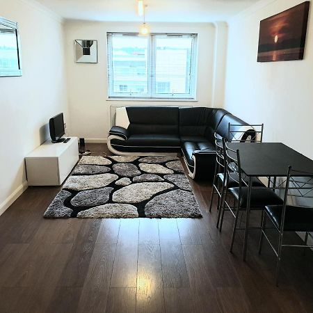 Spacious Modern Flat In Luton Town Centre Luaran gambar